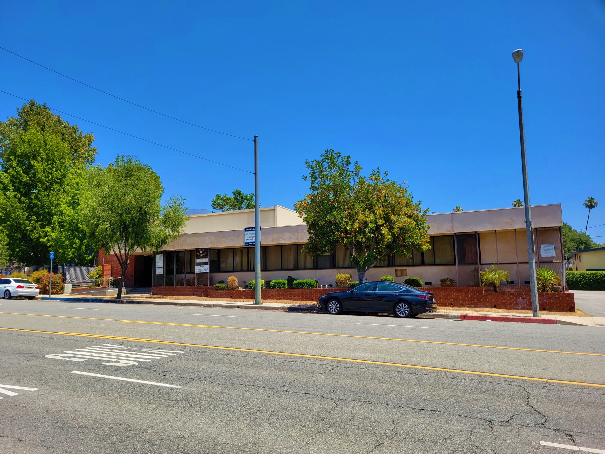 Property - 2052 Lake Ave. Altadena, CA 91001
